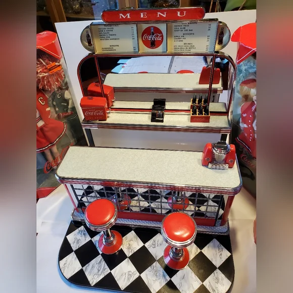 Barbie Toys Collecible Vintage Barbie Retro Diner Set With